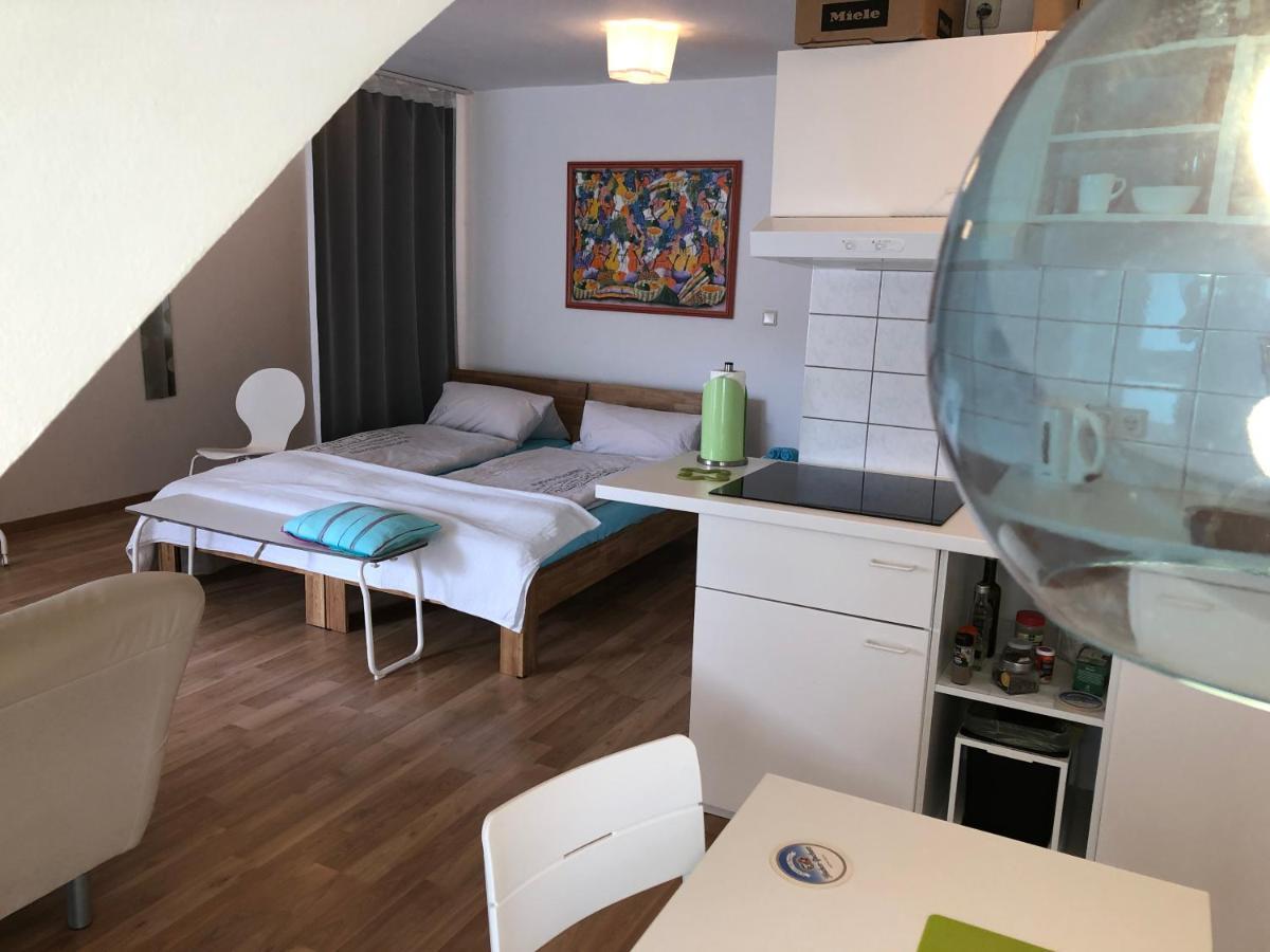 Studio Ochsenfurt Mit Sonnigem Balkon ภายนอก รูปภาพ