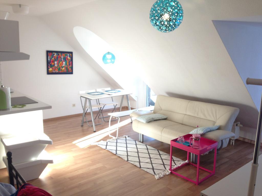 Studio Ochsenfurt Mit Sonnigem Balkon ภายนอก รูปภาพ