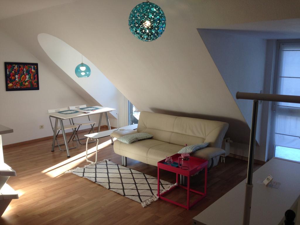 Studio Ochsenfurt Mit Sonnigem Balkon ภายนอก รูปภาพ